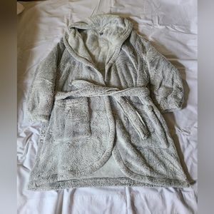 Aerie fuzzy robe